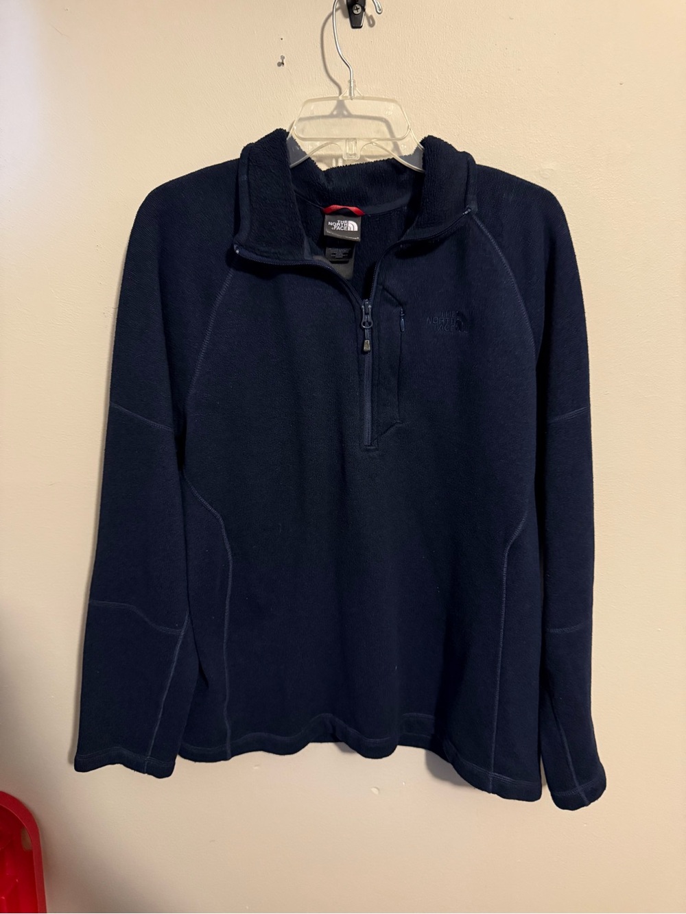 The north face Men’s Navy Half-Zip Fleece Pullover